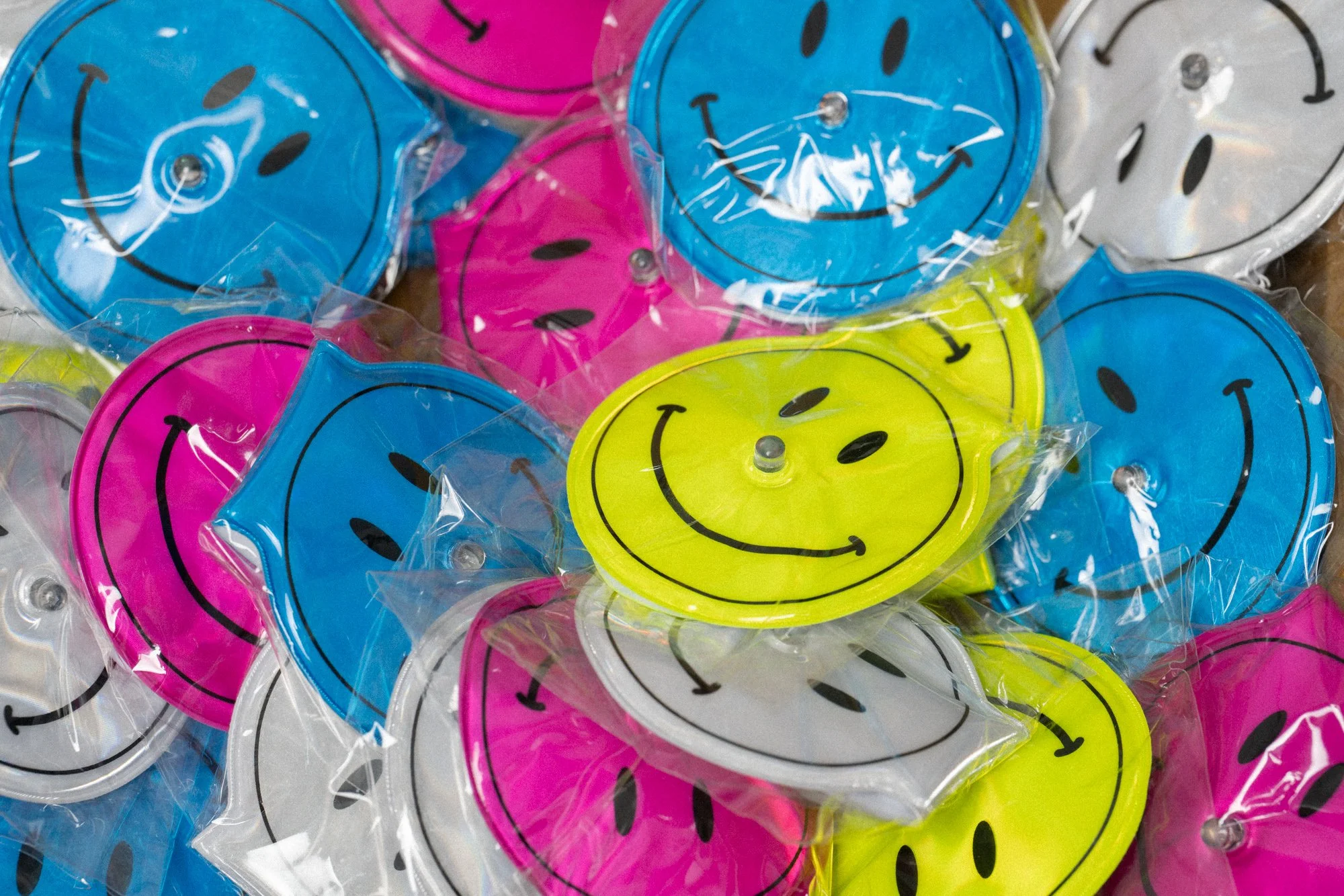 Blue Lug Smile Reflector Clip — The Cub House Blue Lug Smile Reflector Clip — The Cub House